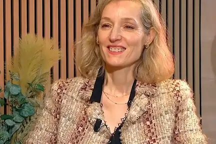 Corine Pelluchon sur le plateau de TVR