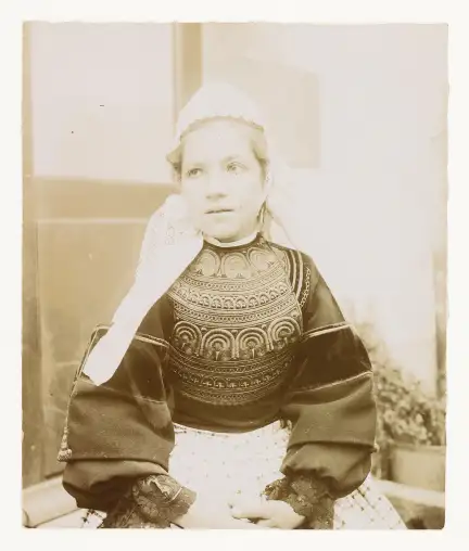 Portrait de jeune bigoudène