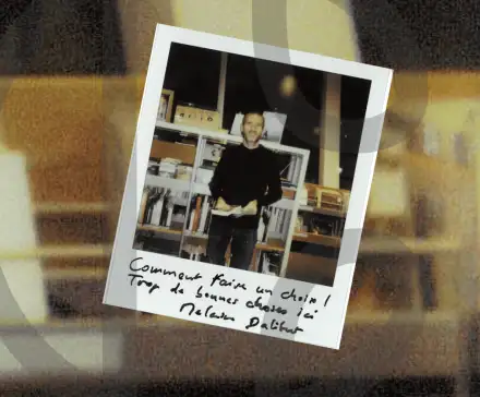 Portrait polaroïd de Melaine Dalibert, annoté de sa main : "comment faire un choix ! trop de bonnes choses ici'